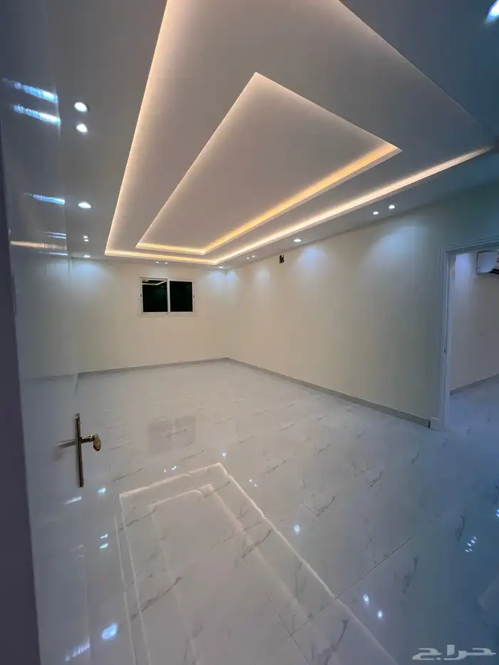 شقة للإيجار حي الحزم 6