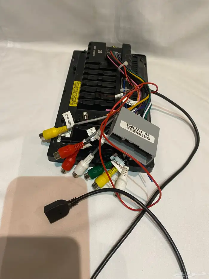 شاشه سياره جديده استعمال شهر 1