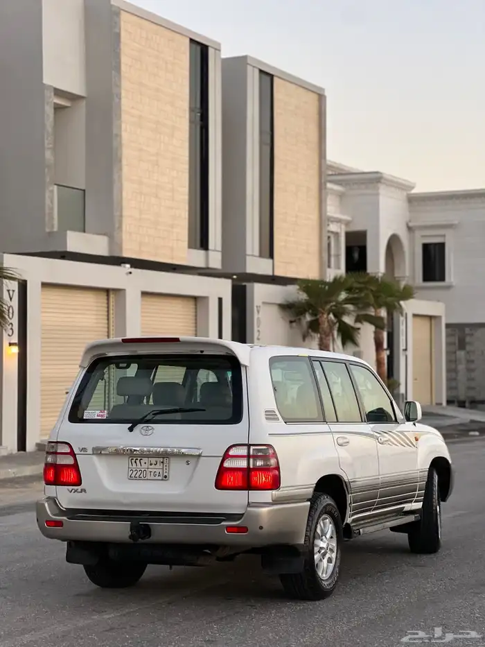 لاندكلوزر VX.R 2003 نضيف 22
