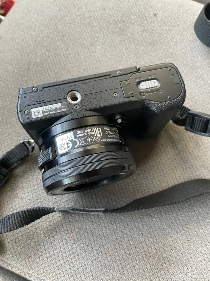 كاميرا سوني a5100 للبيع 4