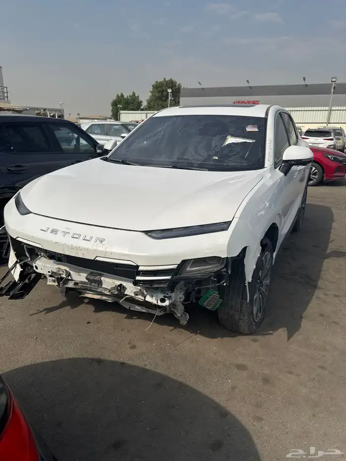 سيارات مصدومه 9