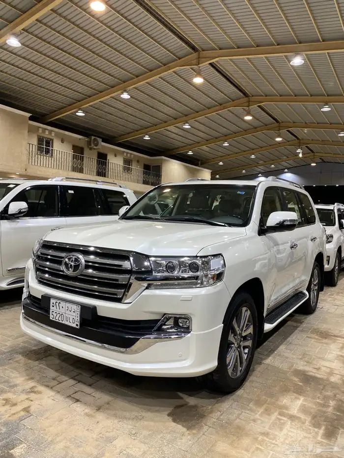 للبيع جيب في اكس ار 2020 عبداللطيف عداد 65 الف 0