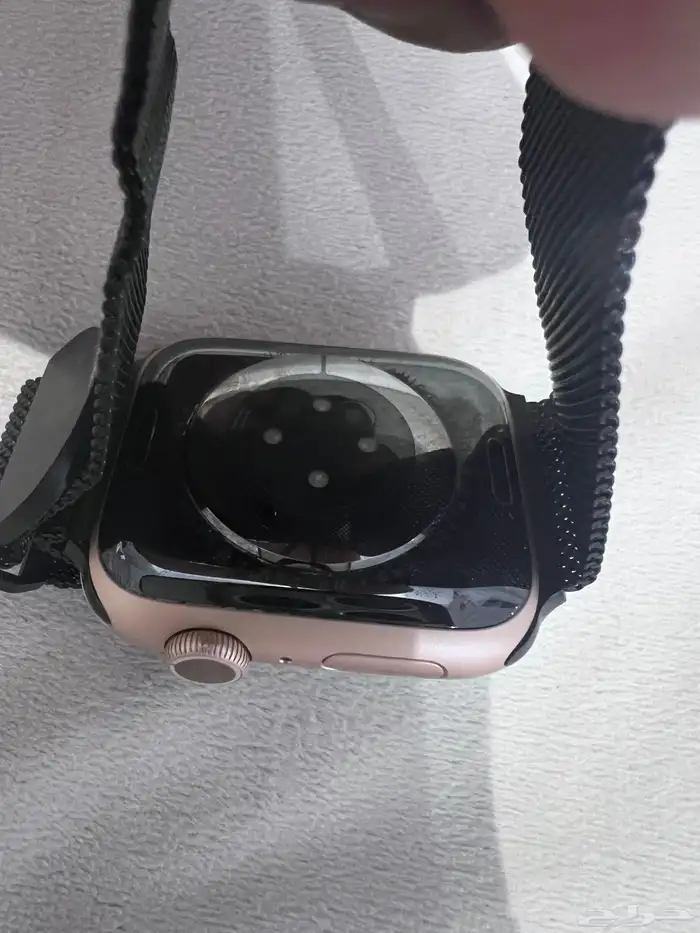 ساعة ابل أصلية 1