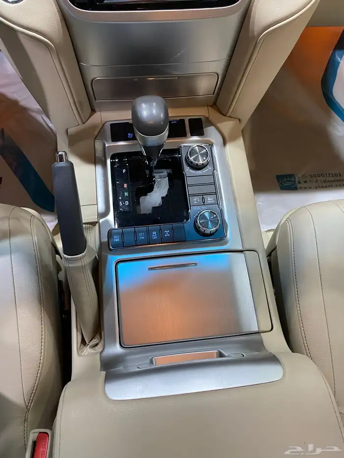 للبيع جيب في اكس ار 2020 عبداللطيف عداد 65 الف 22