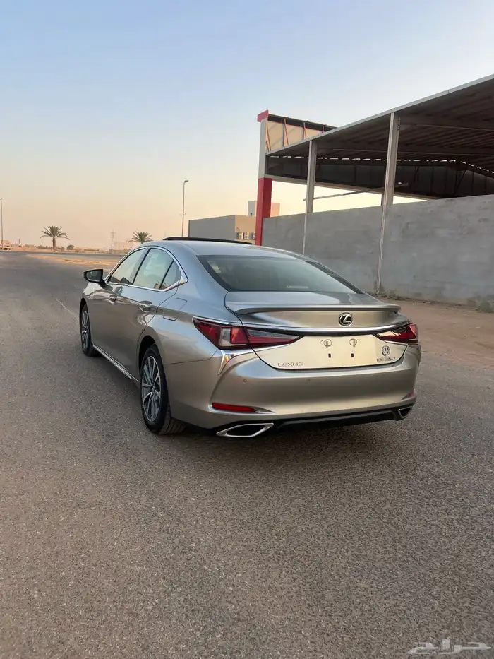 لكزس 350 اصفار 2