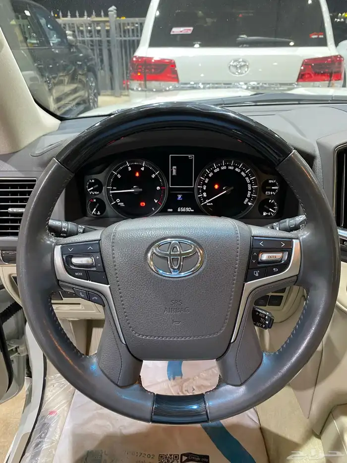 للبيع جيب في اكس ار 2020 عبداللطيف عداد 65 الف 17