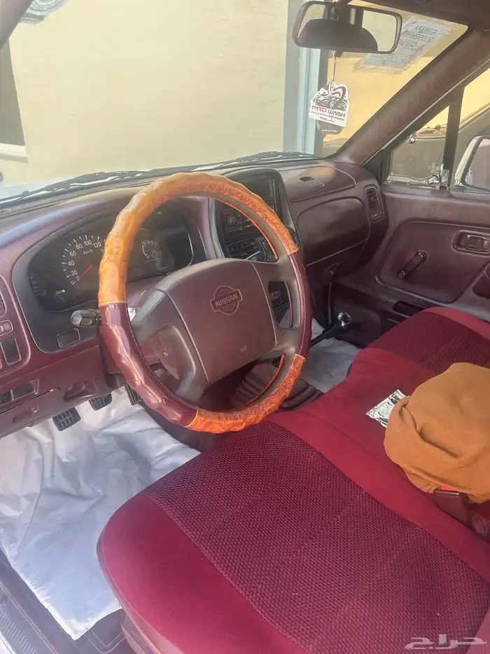 داتسن 2000 ماشيه 533 الالف محركات بلد البدي فيه قطعتين مغير 0