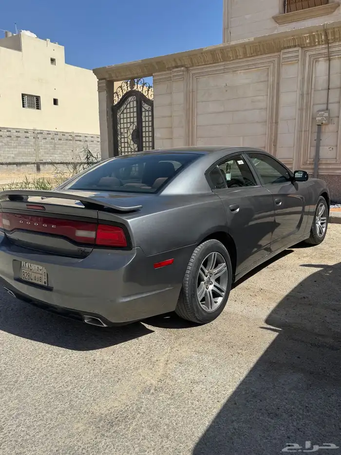 للبيع دوج تشارجر 2012 0