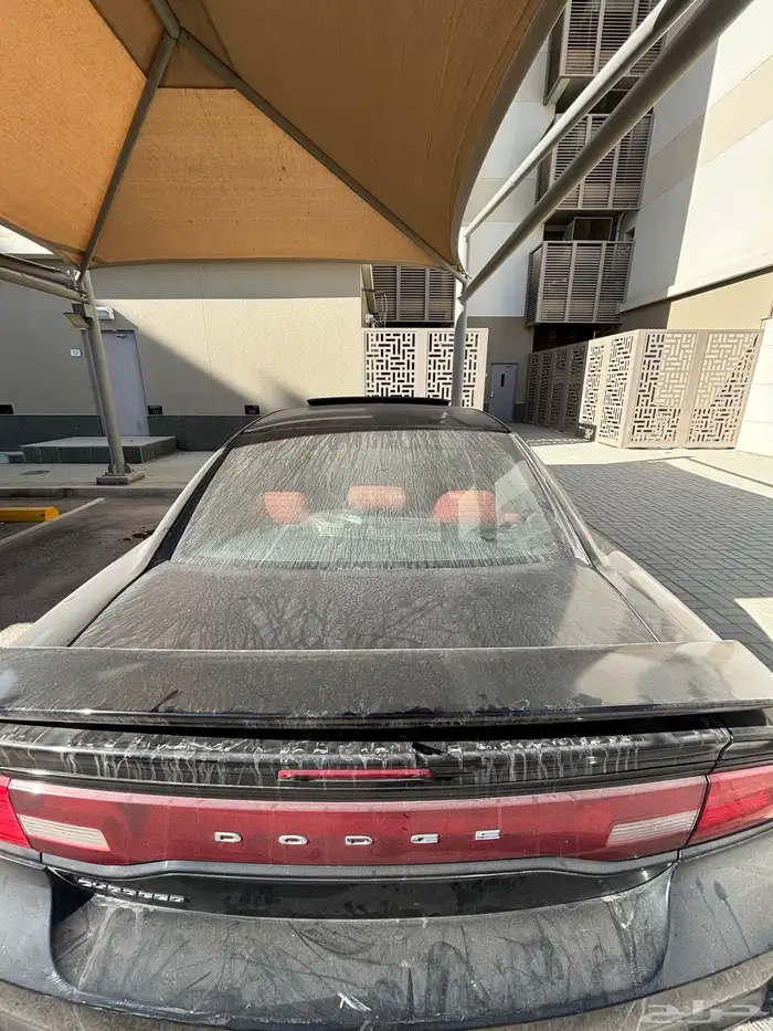 تشارجر 2013 نظيف السيارة للمستخدم فقط 11