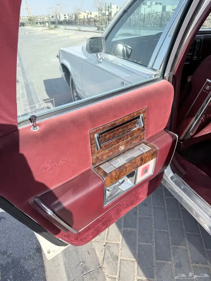 كاديلاك كلاسيك 1990 12