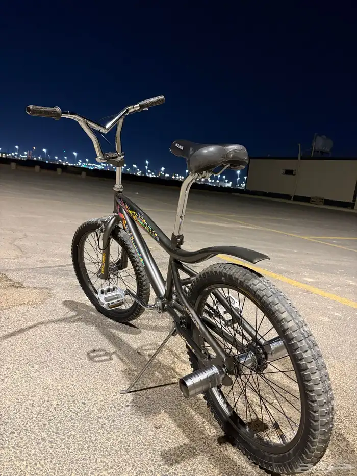 سيكل كوبرا اللون تيتانيوم نادر مقاس 20 نضيف اخو الجديد 2