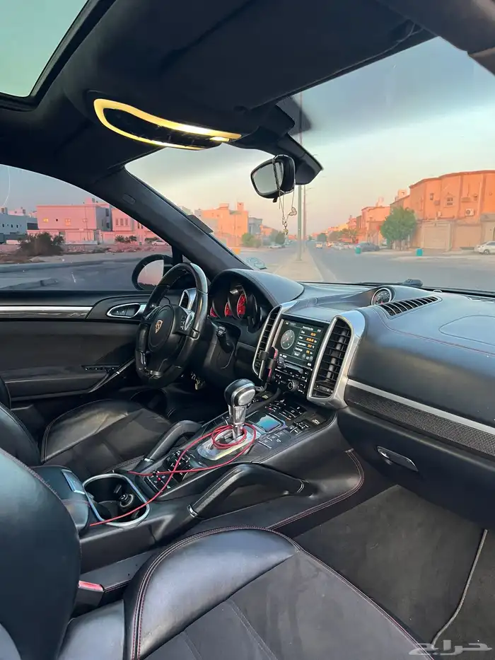 للبيع سيارة نظيفة  بورش كايين GTS 2013 9