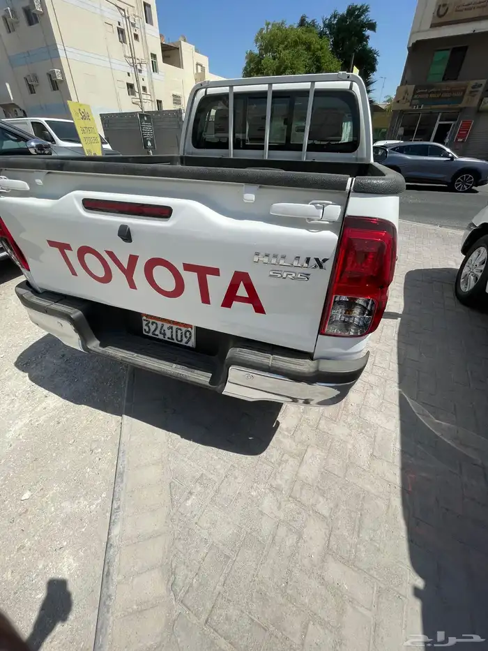 للبيع هايلوكس SR5 اوتوماتك فل اوبشن 2020 بالبحرين 1