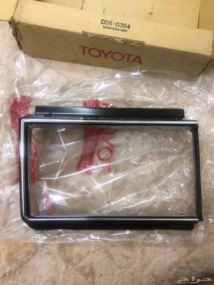 شنبر نور أمامي يمين كرسيدا 81-82 أصلي وكاله 1