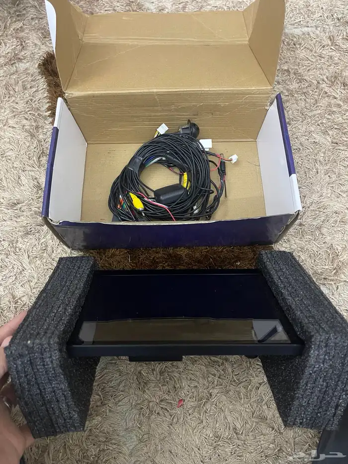 شاشة سيارة مقاس 10.2 جديدة استخدام يومين فقط 2