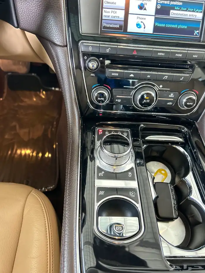 جاكوار LUXURY 2015 18