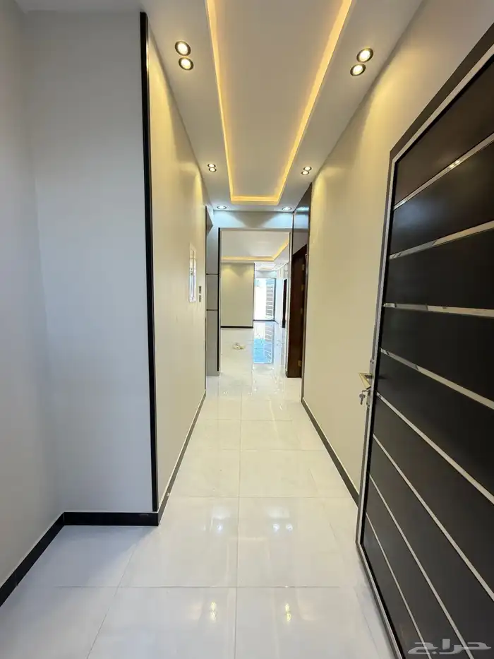 للبيع ارواف علوية وادوار أرضية حى الموسى موقع مميز 1