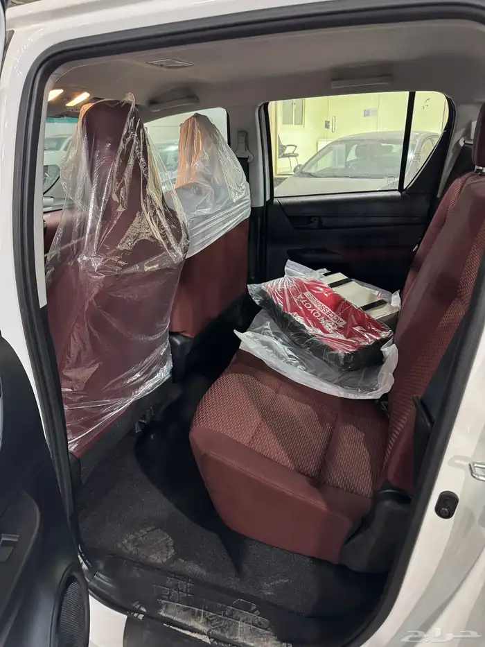 تويوتا هايلوكس GL ديزل غمارتين 2025 9