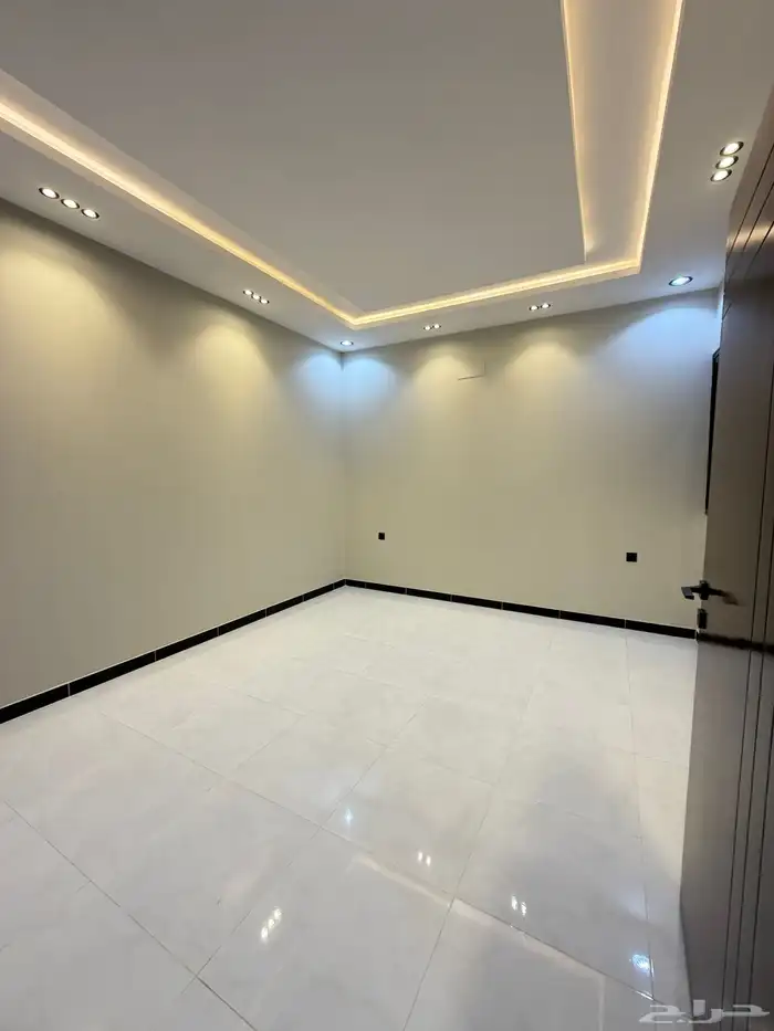 للبيع ارواف علوية وادوار أرضية حى الموسى موقع مميز 10