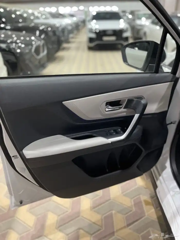 تويوتا فيلوز GLX سعودي 2025 كاش واقساط 11