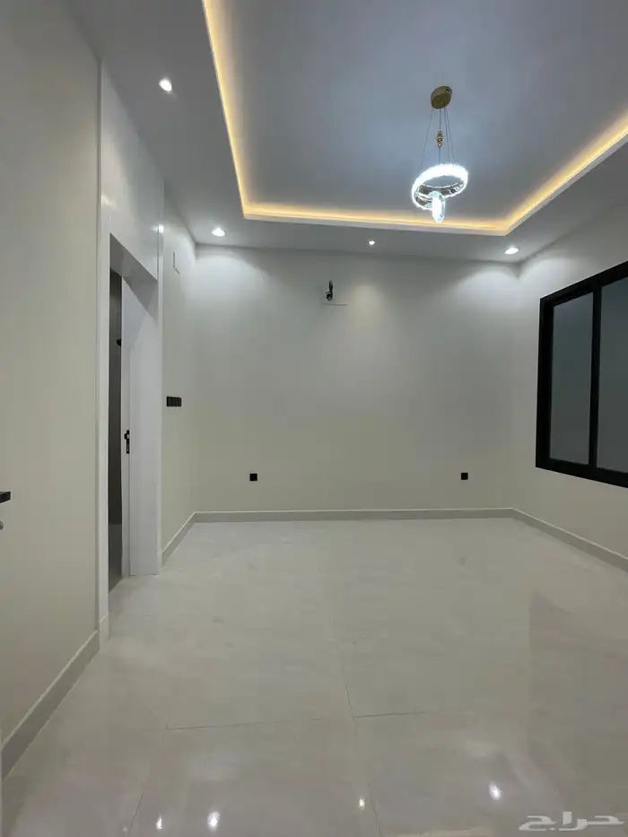 للتملك شقق ارضيه وشقق علويه من 550 الف ابها المحاله 30