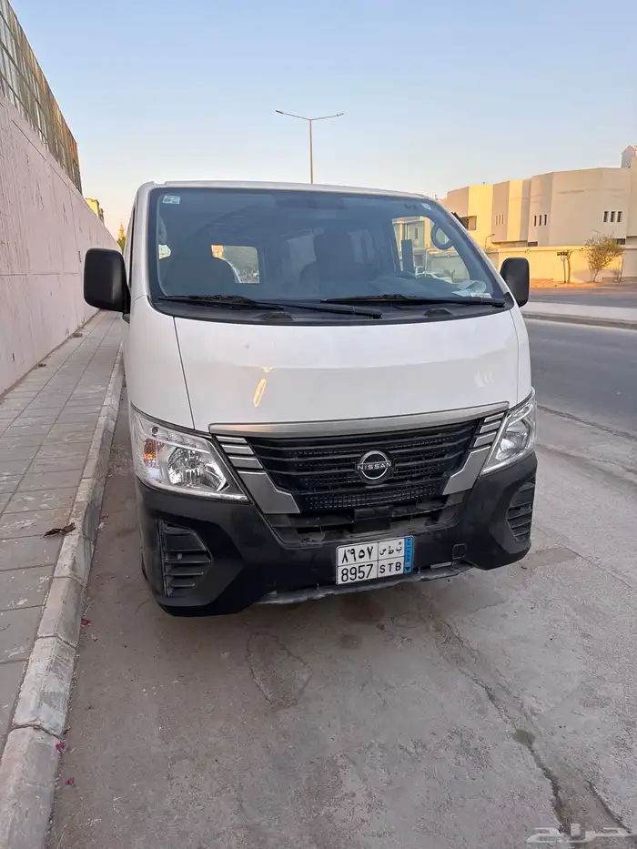 باص نيسان ديزل 2023 بضاعة نظيف ومشروط اوراق جديده سوم 73 0