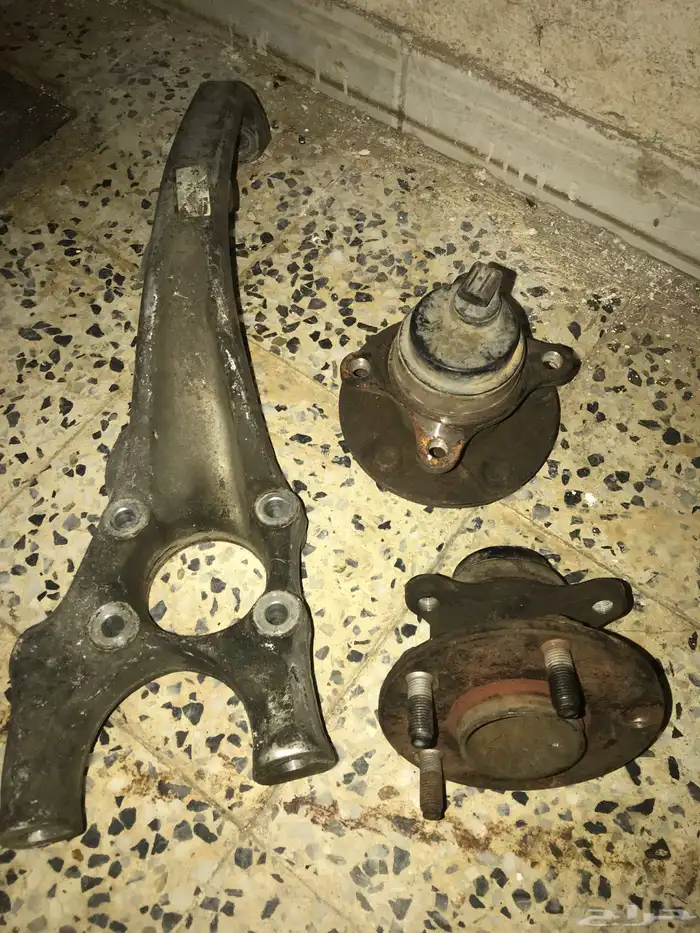 قطع مستعمله لكزس ومرسيدس 0