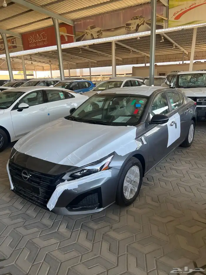 نيسان التيما S استندر 2025 6