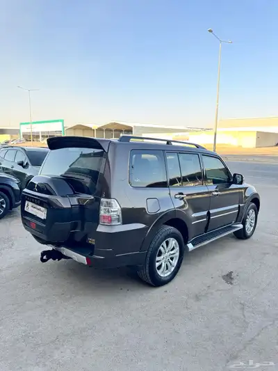 للبيع ميتسوبيشي باجيرو 2018 - فل كامل - مكينه 3800 index