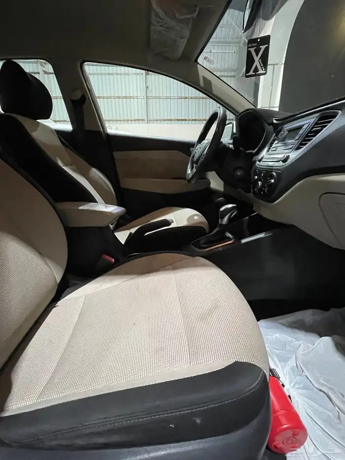 للبيع اكسنت 2019 39