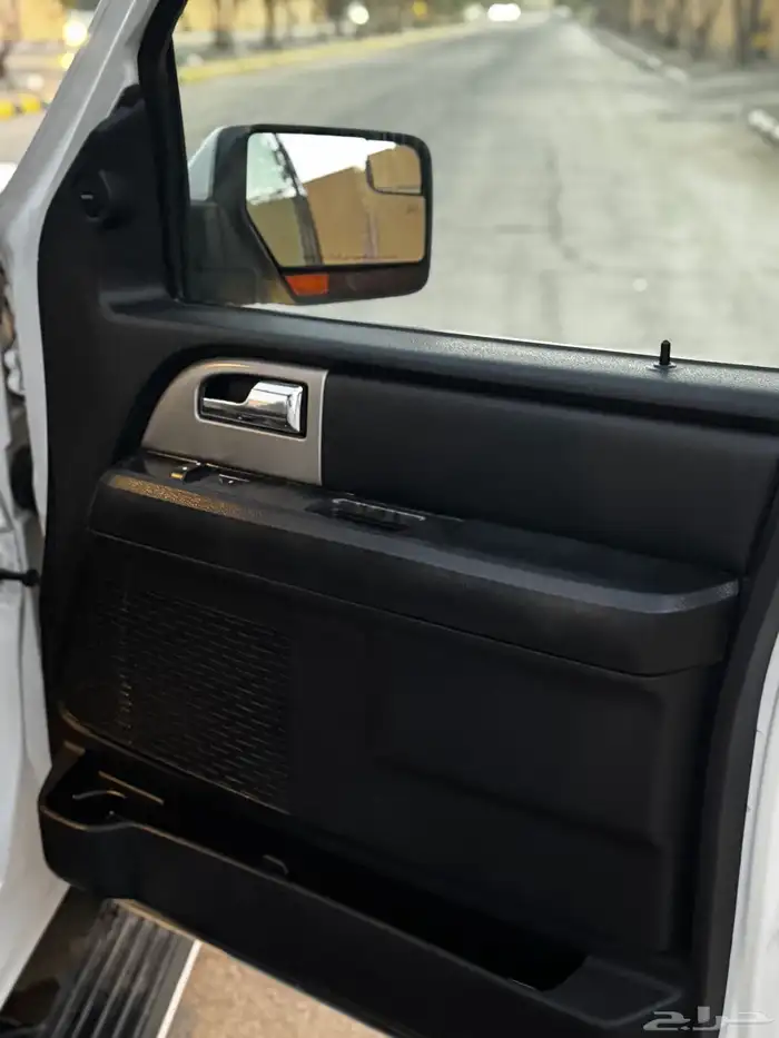 فورد اكسبيدشن 2015 12