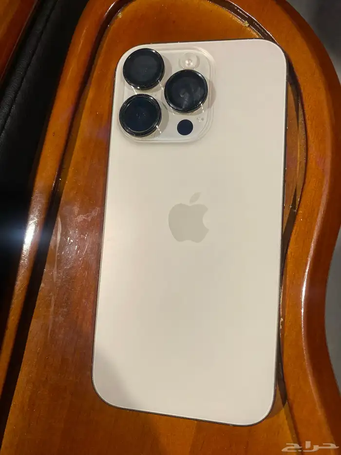 ايفون برو 16 مستعمل له 7 اشهر من جرير بفاتوره 0