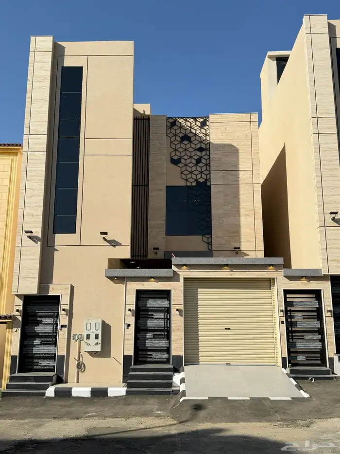 للبيع ارواف علوية وادوار أرضية حى الموسى موقع مميز 0