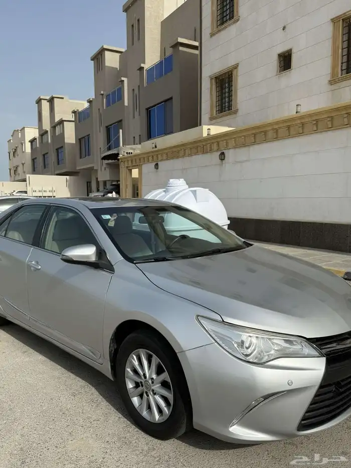 كامري 2016 فل كامل GLX فضي 2