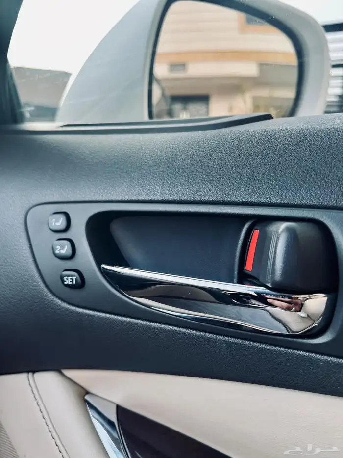 البيع لكزس es350 2012 فل كامل 19