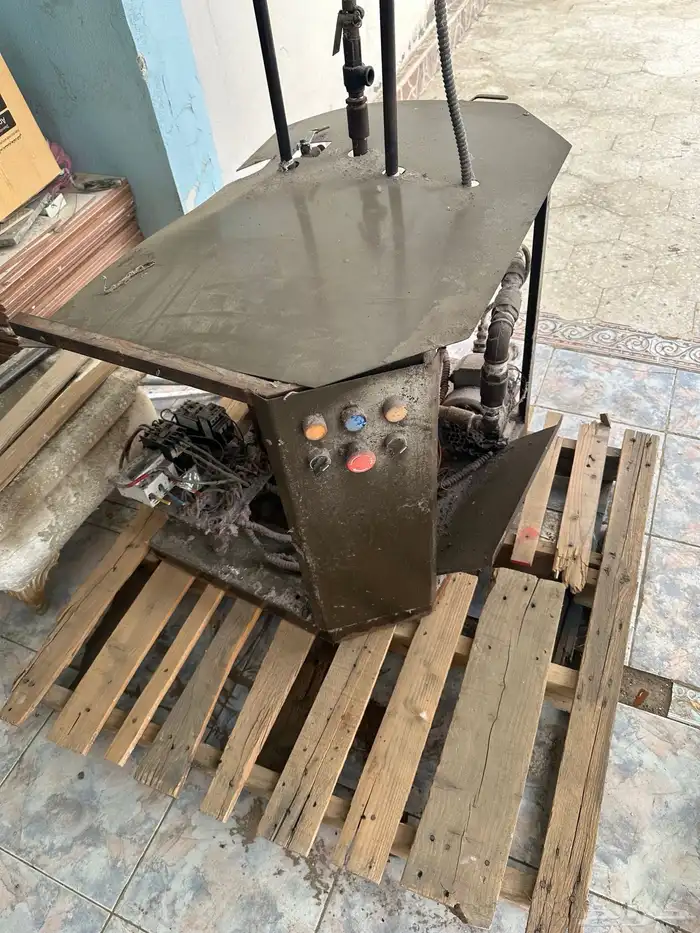 معدات مغسله ملابس للبيع 6