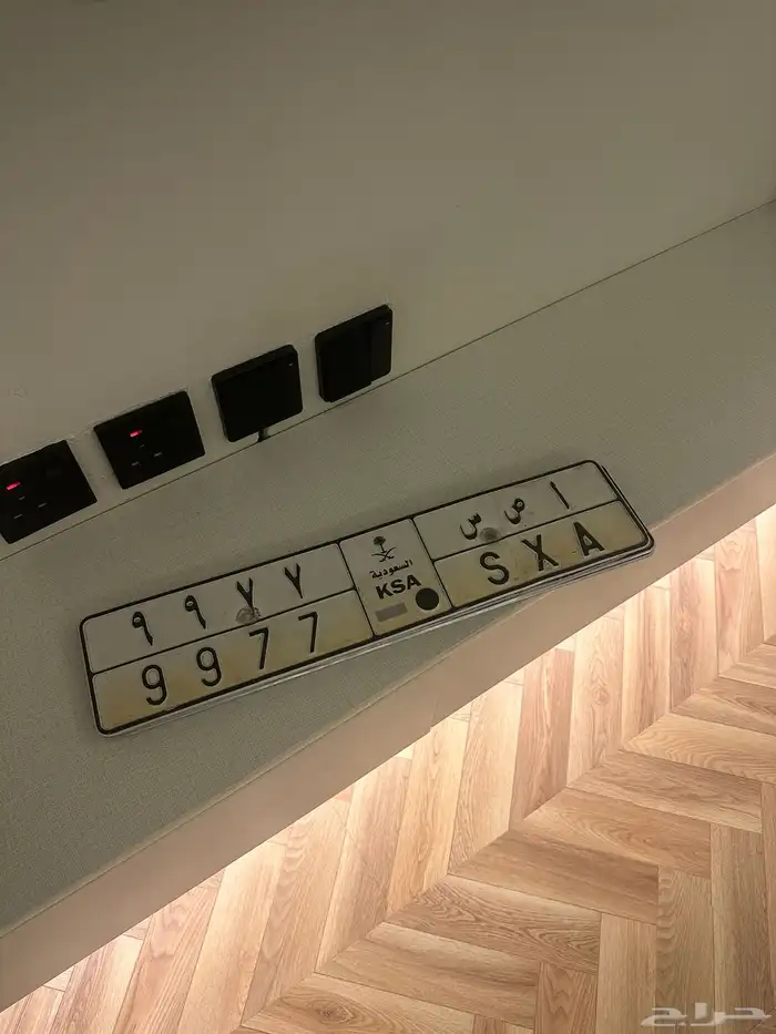 لوحة شبه مميزة البيع مستعجل 0