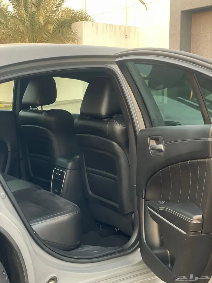 دودج - تشارجر - RT - بريميوم - 2023 12