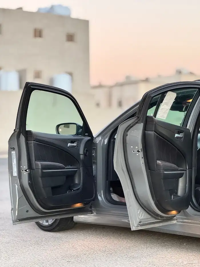 دودج تشارجر SRT سكات باك 2023 16