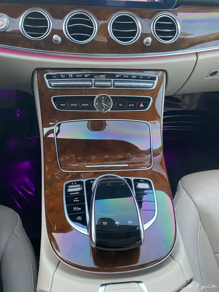 للبيع مرسيدس E200 الموديل 2020 19