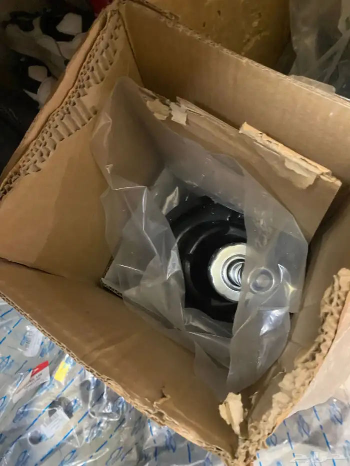 قطع غيار جيلي اي سي 8 2015 0