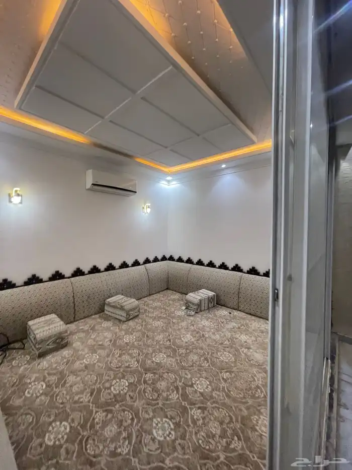 فيلا زاويه بحي المهدية 5