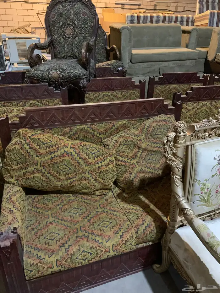 أطقم كنبات بحاله جيده 1