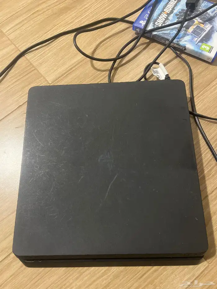 سوني 4 نظيف و ثلاث أشرطة 1