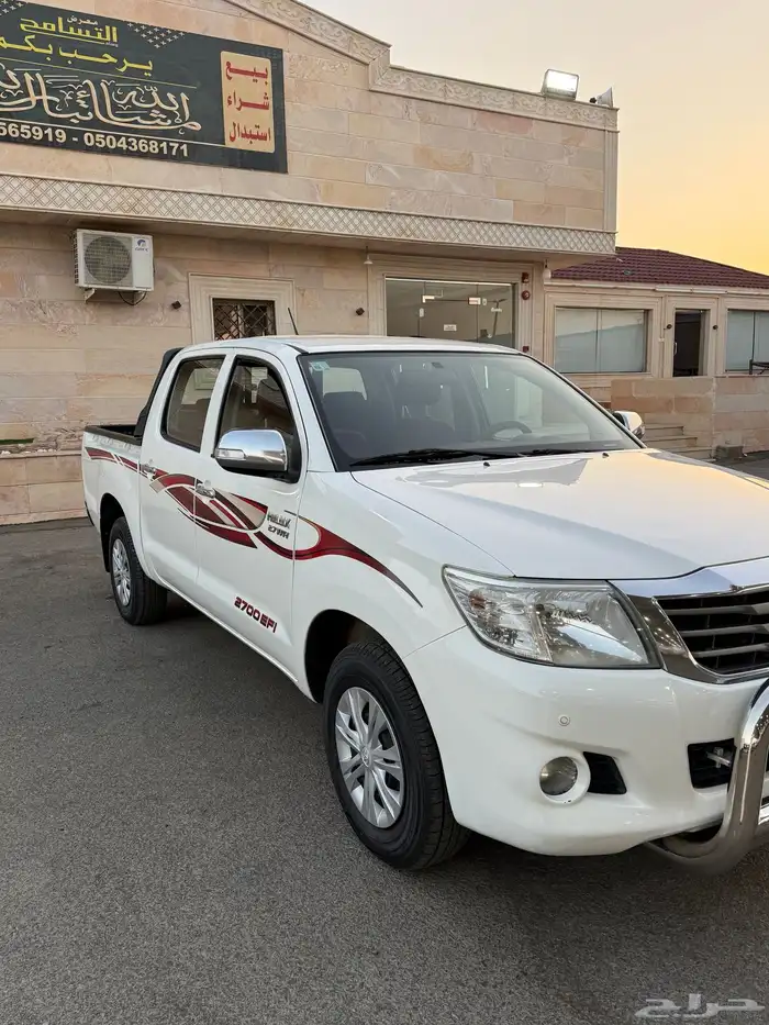 للبيع تويوتا هايلوكس 2015 غمارتين فل كامل 10