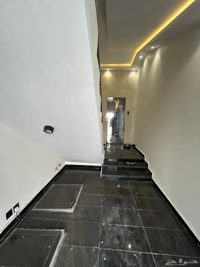 للبيع شقق فاخرة موقع متميز حي الإسكان وسط الخدمات 520 الف 2