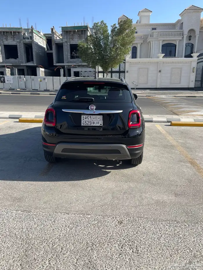 فيات 500x موديل 2022 ممشى السياره 34000 الف 3