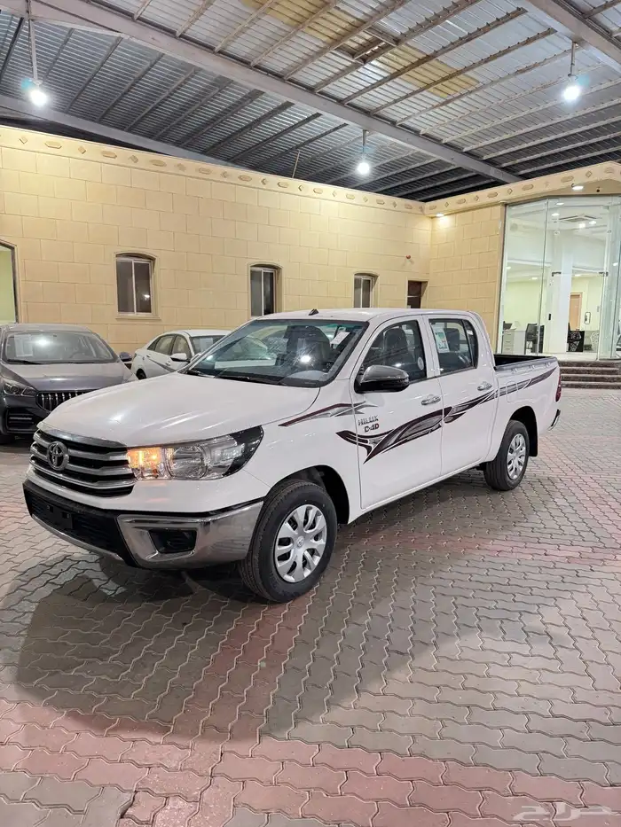 تويوتا هايلوكس GL ديزل غمارتين 2025 0