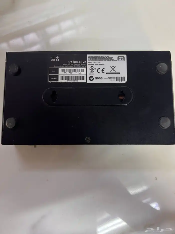 موزع شبكة من سيسكو - 8 منفذ - SF100D-08-EU 2