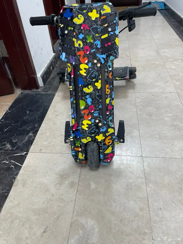 سكوتر كهربائي في حالة جيدة 2